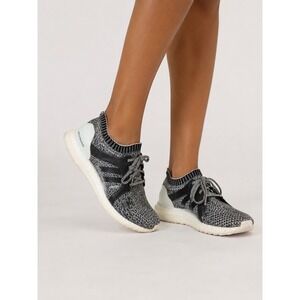 Adidas UltraBoost Running Shoes Black Grey White Size 9